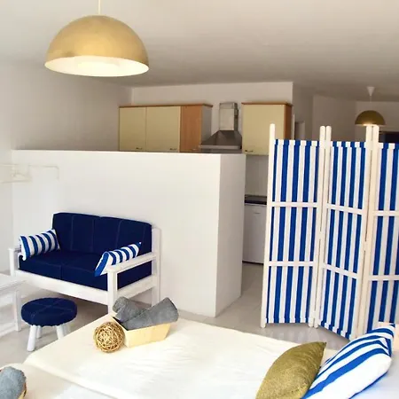 The Blue Fish, Central And 2 Min To The Beach * Corralejo